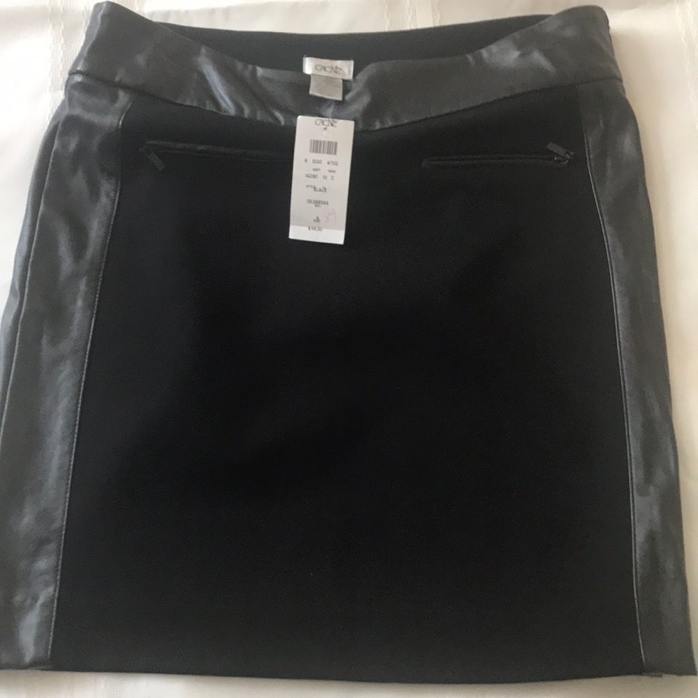 CACHE Skirts with Leather Details